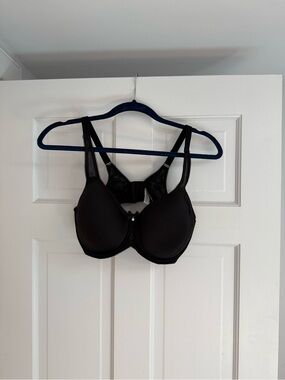Wacoal Black Molded T-Shirt Bra with Underwire Support
